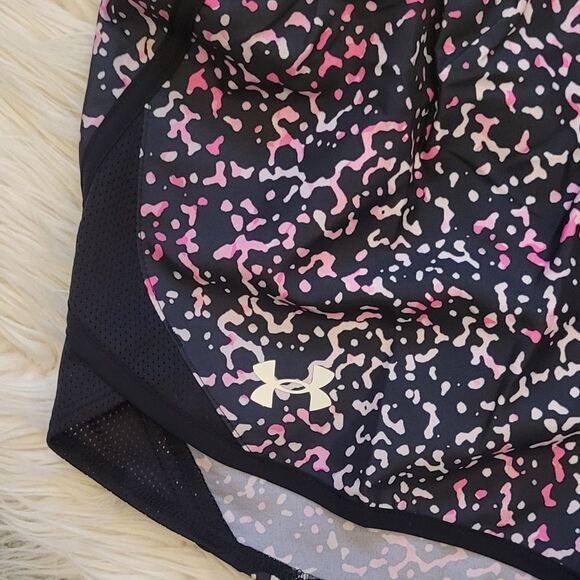 NWT Under Armor Shorts - Picture 4 of 4